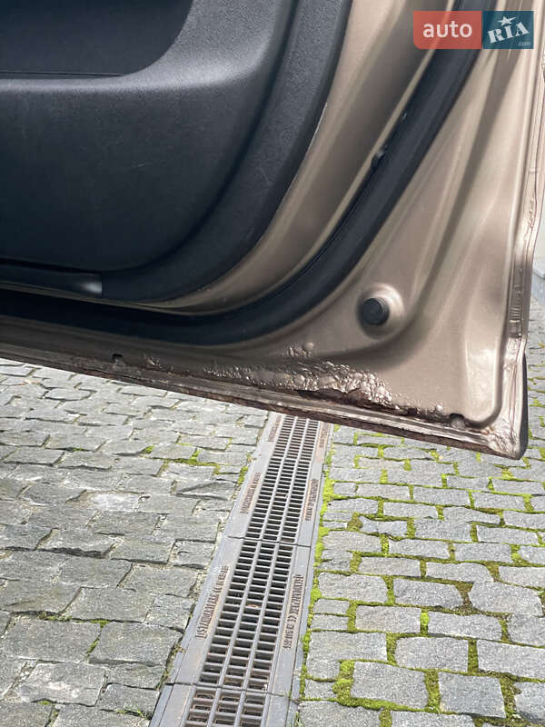 Внедорожник / Кроссовер Honda CR-V 2003 в Львове