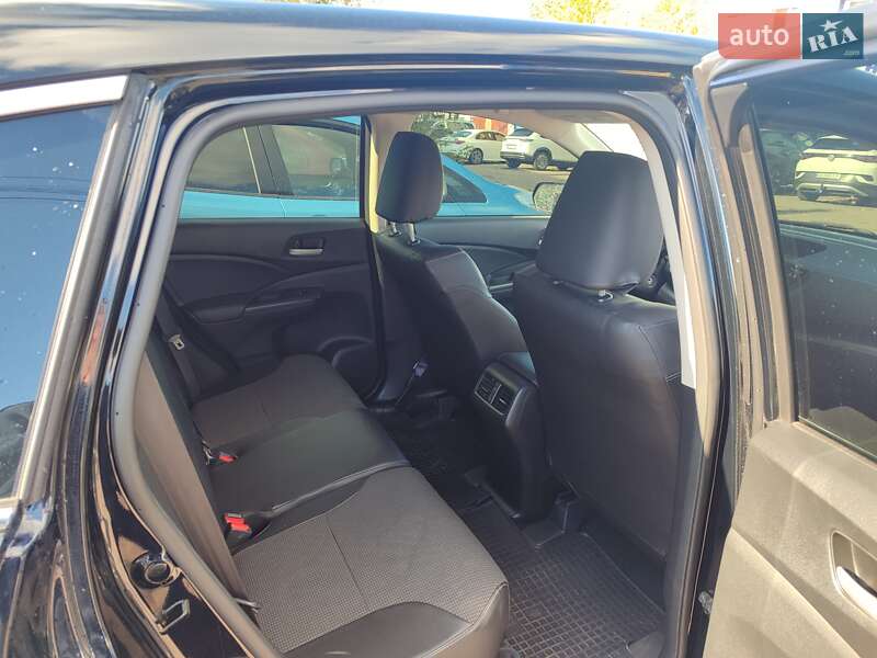 Позашляховик / Кросовер Honda CR-V 2016 в Дніпрі