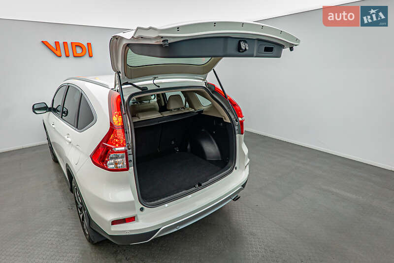 Позашляховик / Кросовер Honda CR-V 2015 в Києві