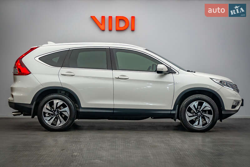 Позашляховик / Кросовер Honda CR-V 2015 в Києві