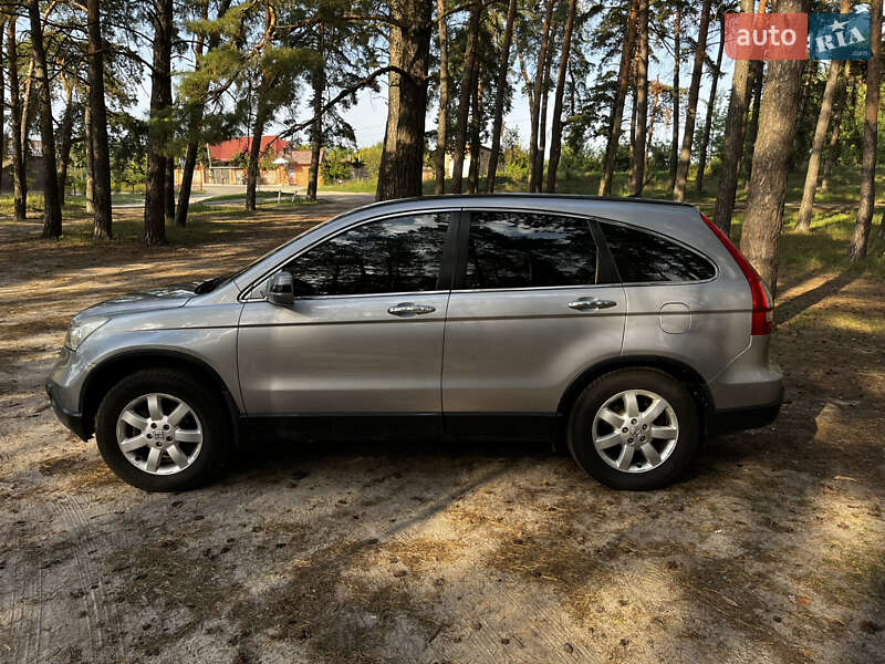 Внедорожник / Кроссовер Honda CR-V 2008 в Сумах