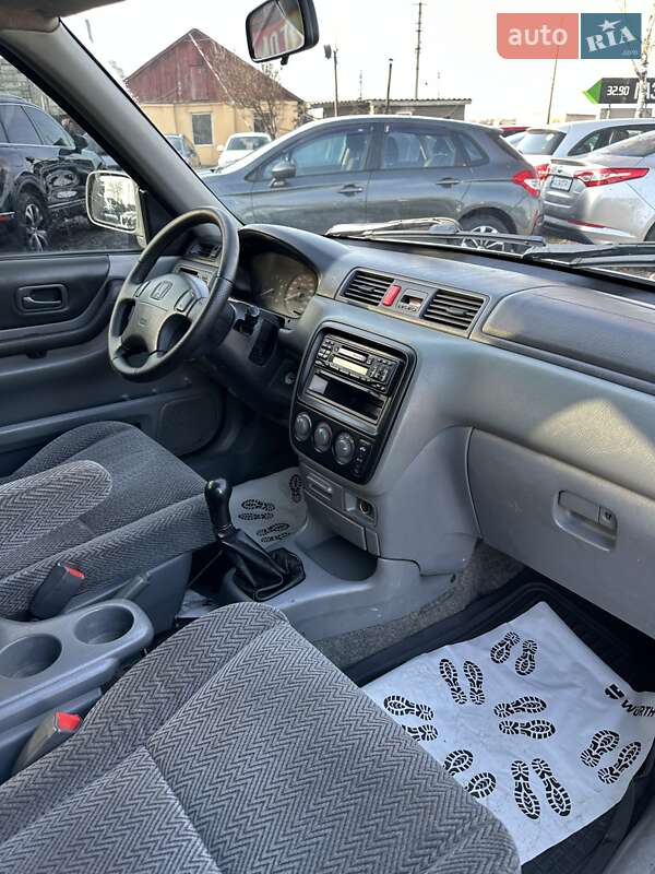 Позашляховик / Кросовер Honda CR-V 1998 в Смілі фото 14 Позашляховик / Кросовер Honda CR-V 1998 в Смілі