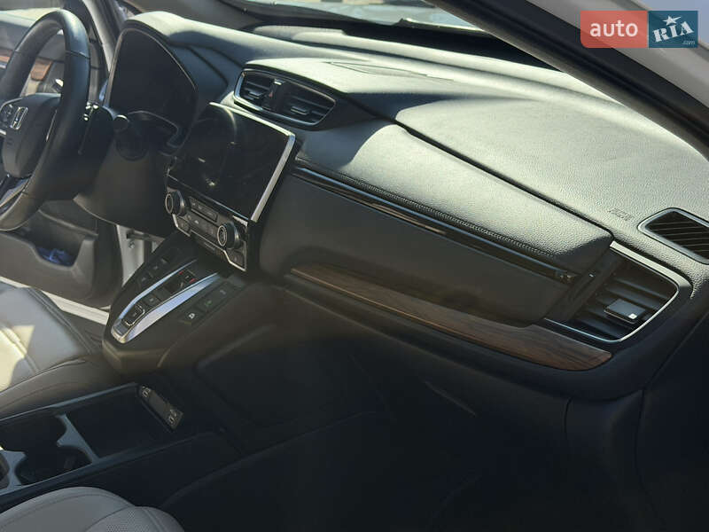 Внедорожник / Кроссовер Honda CR-V 2021 в Одессе