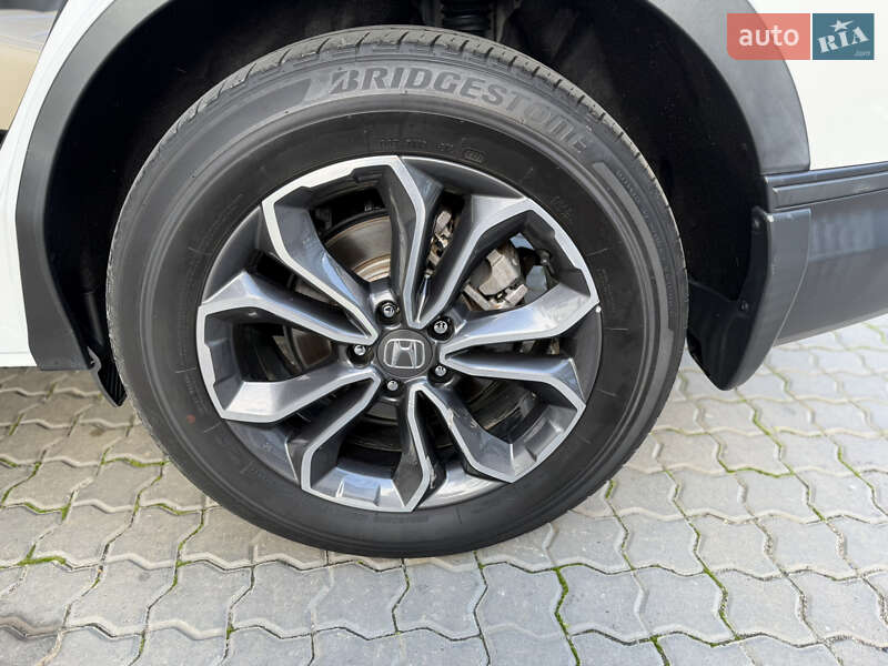 Внедорожник / Кроссовер Honda CR-V 2021 в Одессе