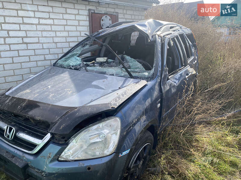 Внедорожник / Кроссовер Honda CR-V 2004 в Бобровице