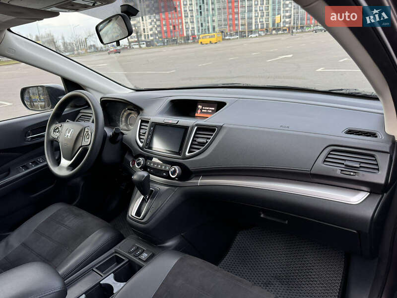 Позашляховик / Кросовер Honda CR-V 2015 в Києві