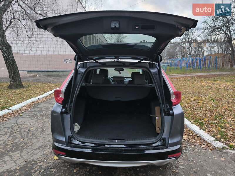 Позашляховик / Кросовер Honda CR-V 2016 в Полтаві