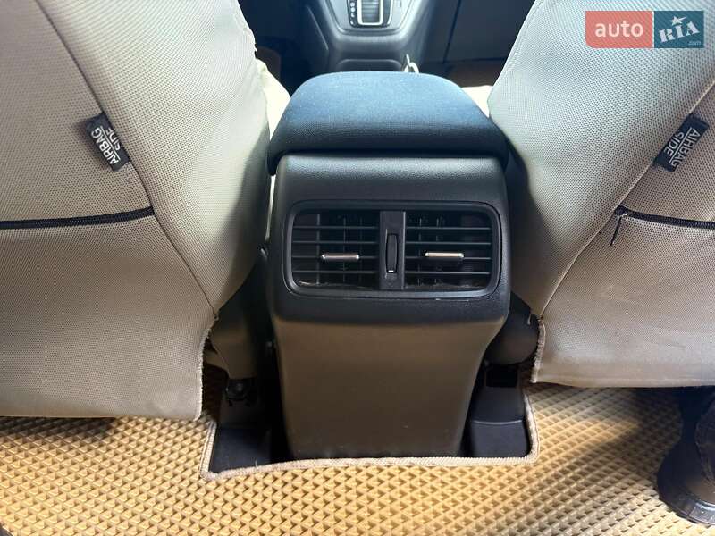 Внедорожник / Кроссовер Honda CR-V 2016 в Львове