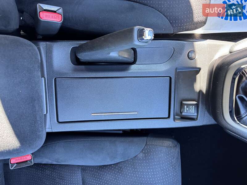 Внедорожник / Кроссовер Honda CR-V 2015 в Стрые фото 34 Внедорожник / Кроссовер Honda CR-V 2015 в Стрые