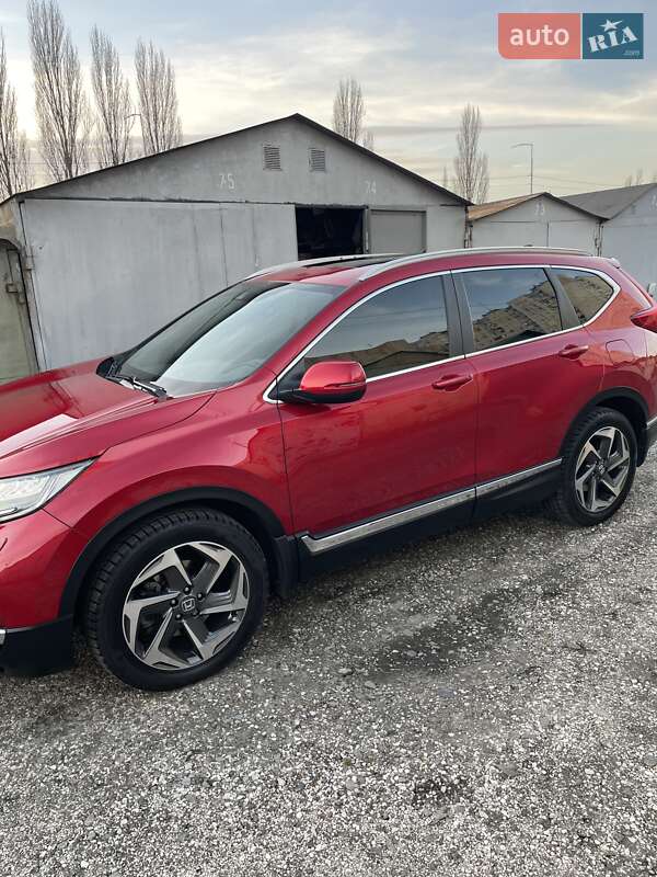 Позашляховик / Кросовер Honda CR-V 2018 в Києві