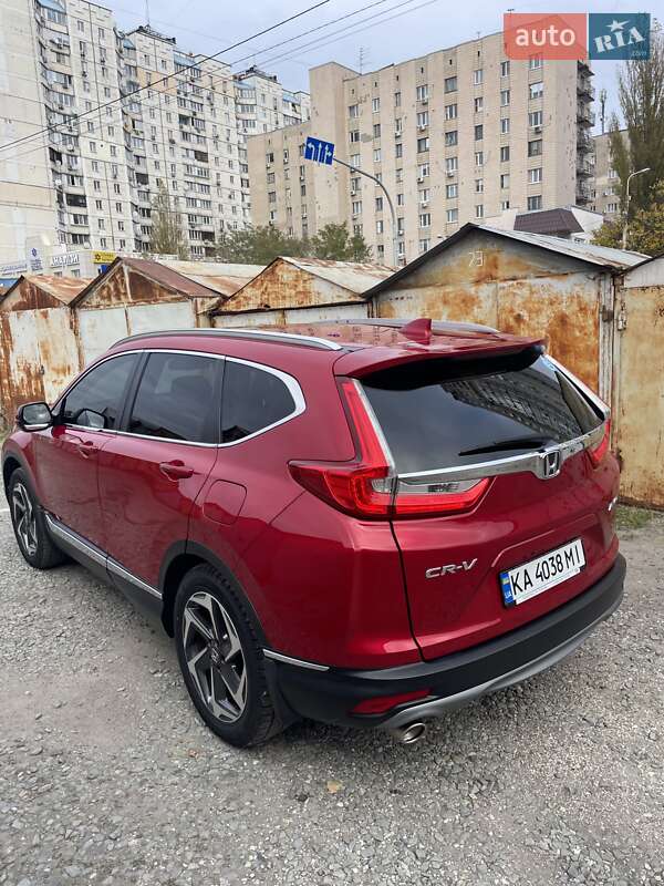 Позашляховик / Кросовер Honda CR-V 2018 в Києві