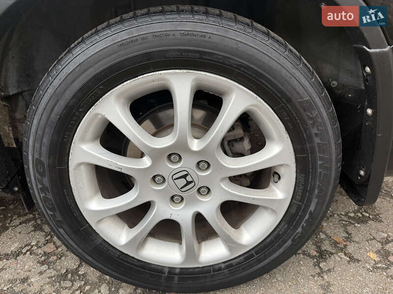 Внедорожник / Кроссовер Honda CR-V 2007 в Киеве