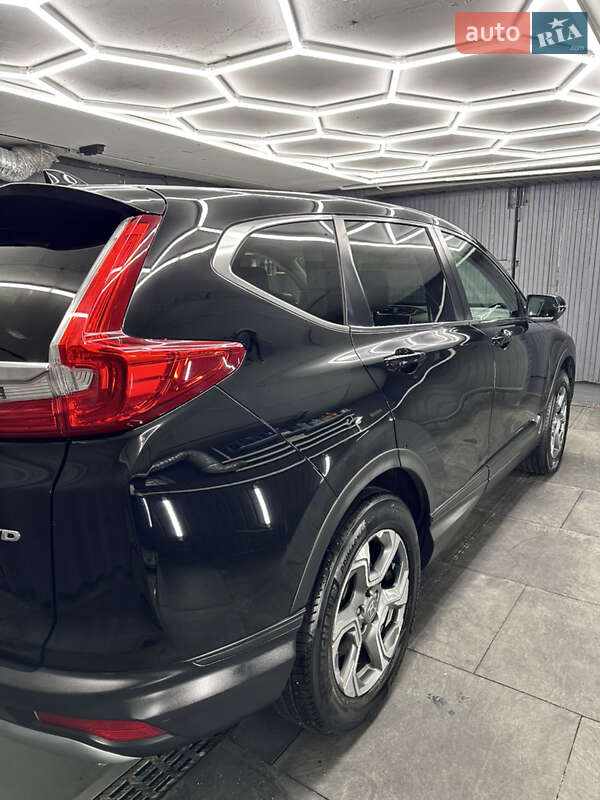 Внедорожник / Кроссовер Honda CR-V 2017 в Киеве