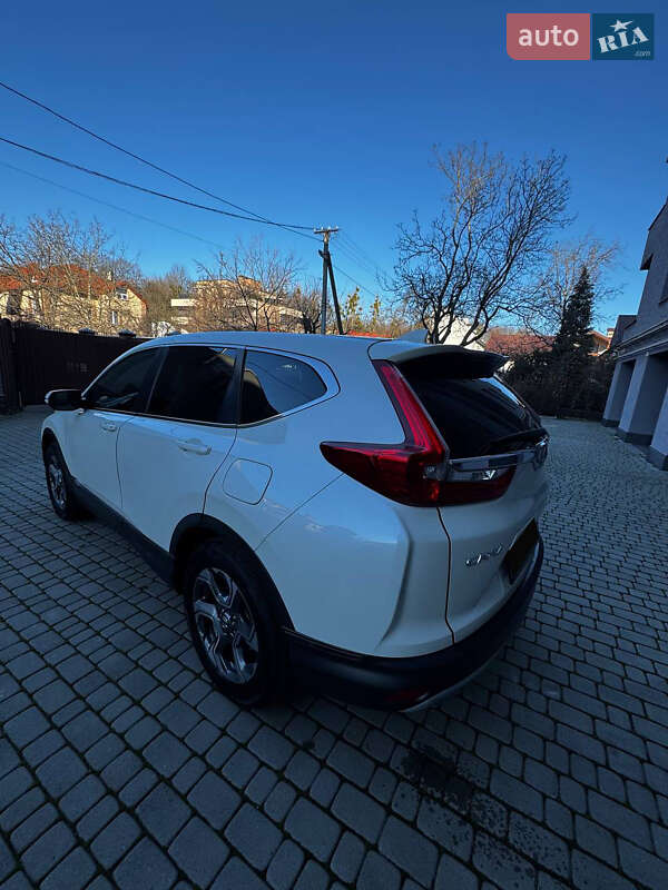 Позашляховик / Кросовер Honda CR-V 2017 в Львові