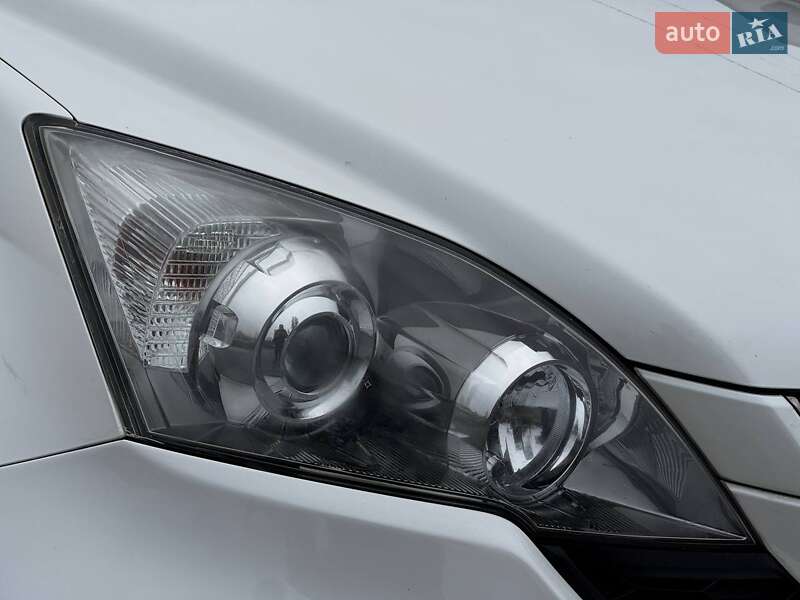 Внедорожник / Кроссовер Honda CR-V 2011 в Ахтырке фото 8 Внедорожник / Кроссовер Honda CR-V 2011 в Ахтырке