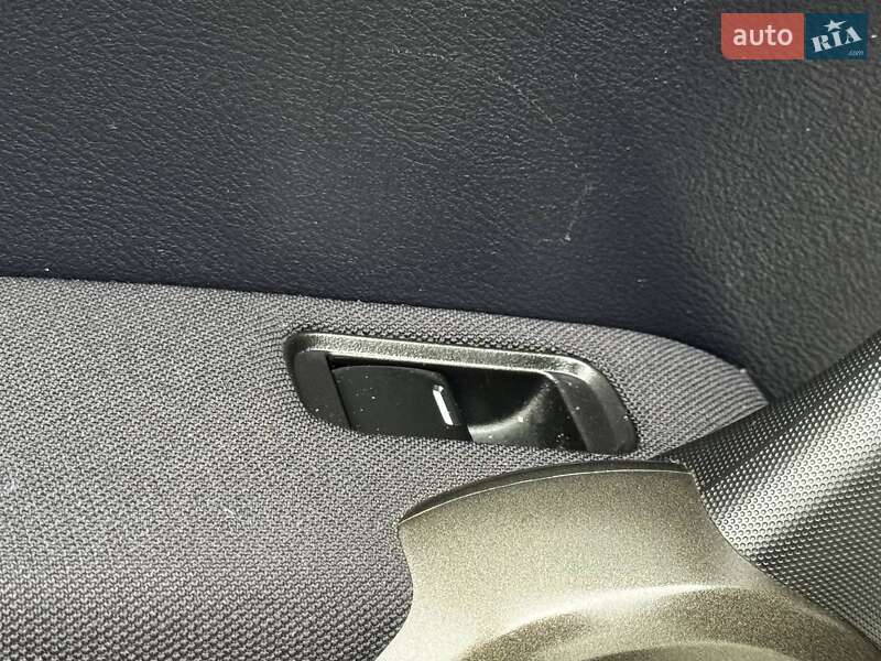 Внедорожник / Кроссовер Honda CR-V 2011 в Ахтырке фото 34 Внедорожник / Кроссовер Honda CR-V 2011 в Ахтырке