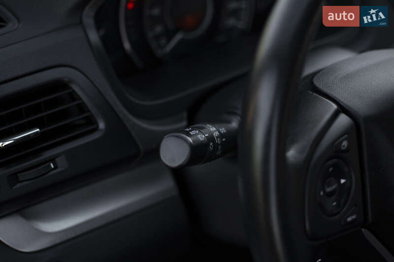 Позашляховик / Кросовер Honda CR-V 2014 в Гайсину