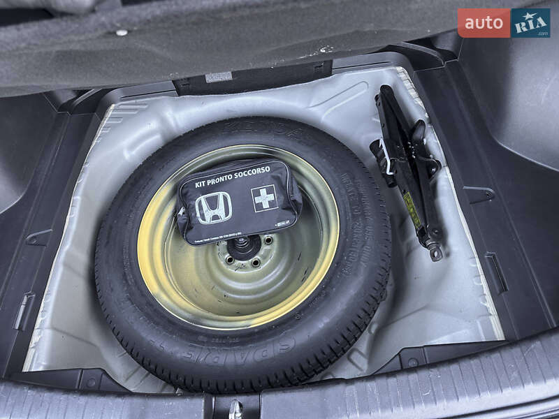 Позашляховик / Кросовер Honda CR-V 2014 в Гайсину