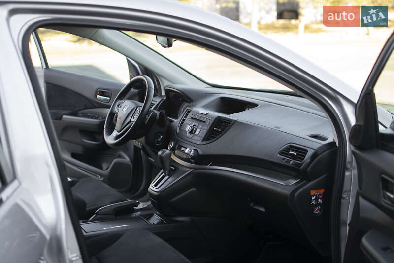 Позашляховик / Кросовер Honda CR-V 2014 в Гайсину