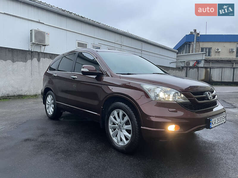 Внедорожник / Кроссовер Honda CR-V 2011 в Киеве