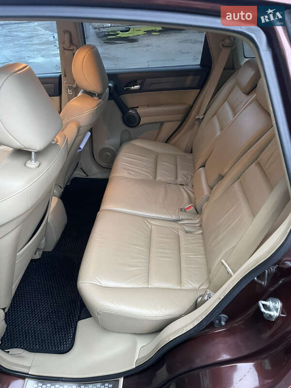 Внедорожник / Кроссовер Honda CR-V 2011 в Киеве