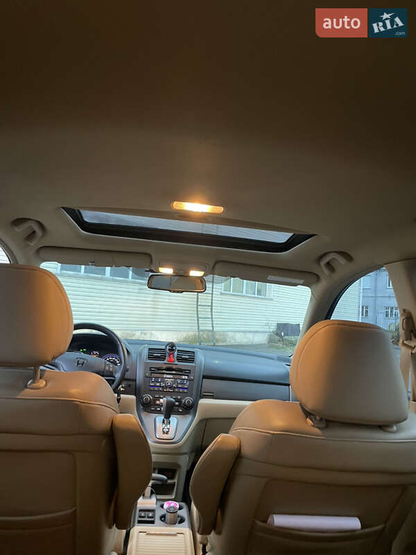 Внедорожник / Кроссовер Honda CR-V 2011 в Киеве