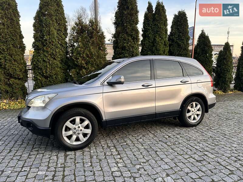 Позашляховик / Кросовер Honda CR-V 2008 в Києві