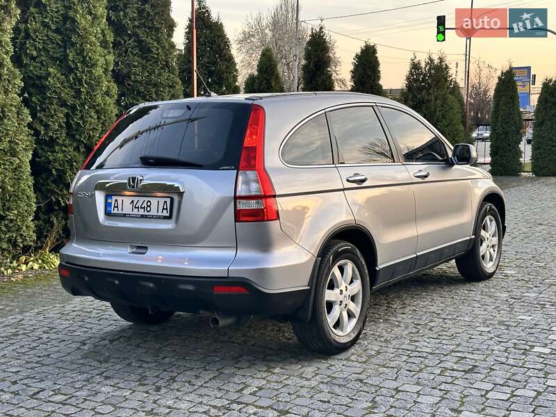 Позашляховик / Кросовер Honda CR-V 2008 в Києві