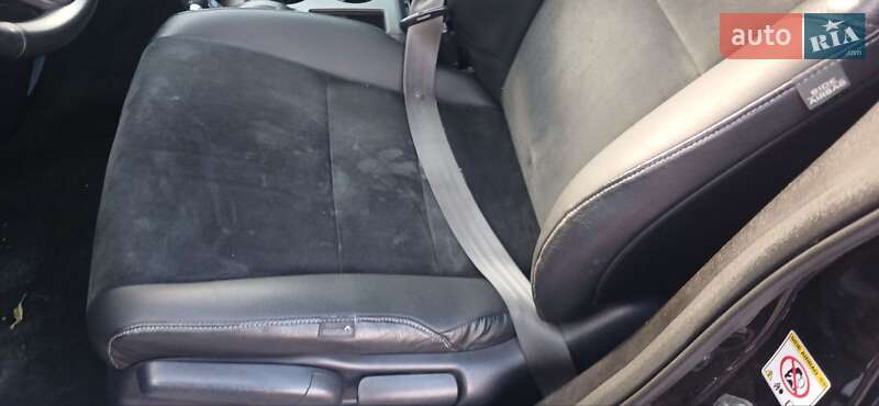 Позашляховик / Кросовер Honda CR-V 2010 в Дубні