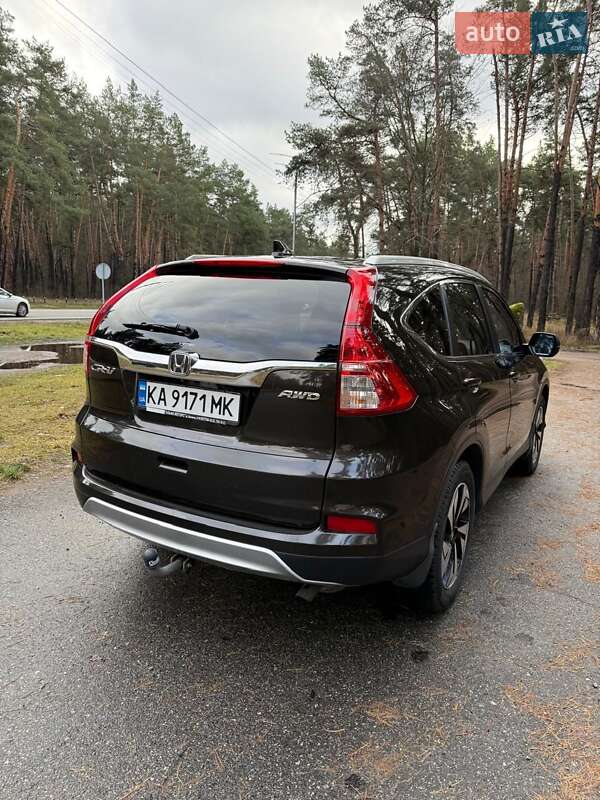 Позашляховик / Кросовер Honda CR-V 2015 в Києві