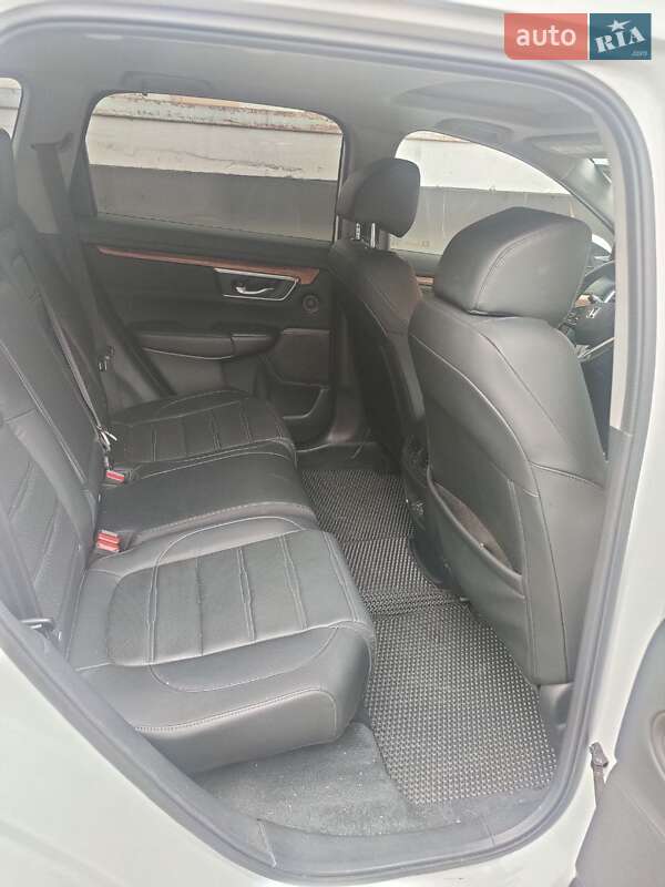 Позашляховик / Кросовер Honda CR-V 2021 в Святопетрівське