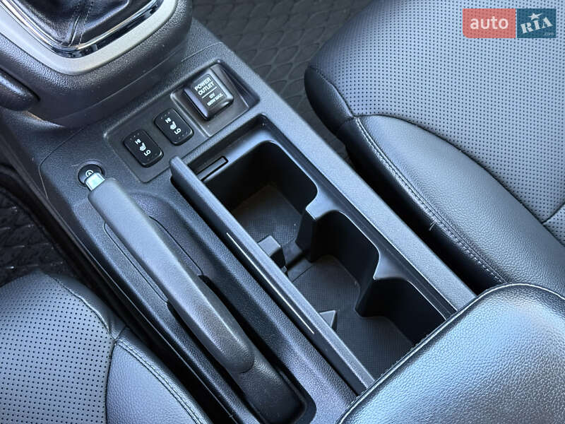 Позашляховик / Кросовер Honda CR-V 2013 в Радивиліві