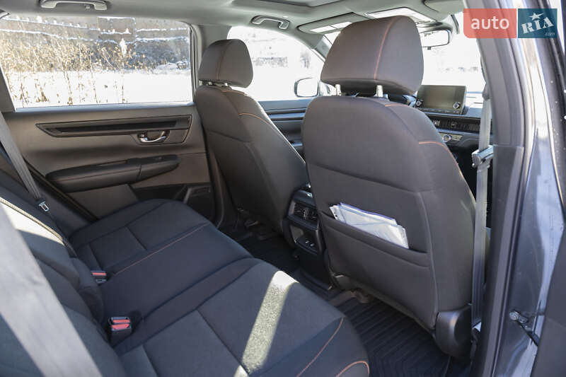 Внедорожник / Кроссовер Honda CR-V 2023 в Львове