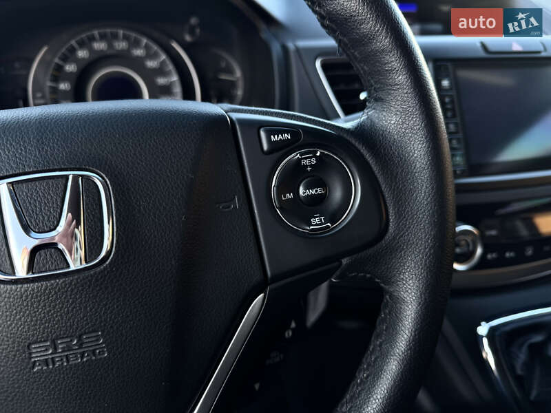 Внедорожник / Кроссовер Honda CR-V 2015 в Радивилове