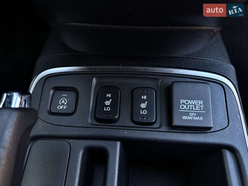 Внедорожник / Кроссовер Honda CR-V 2015 в Радивилове