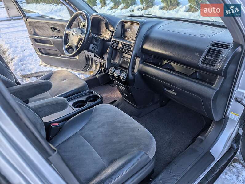 Внедорожник / Кроссовер Honda CR-V 2003 в Трускавце