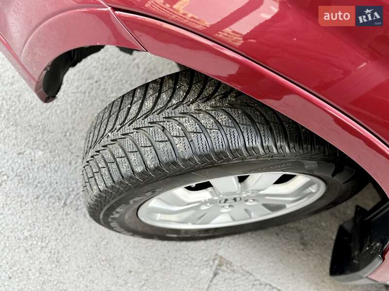 Позашляховик / Кросовер Honda CR-V 2006 в Києві