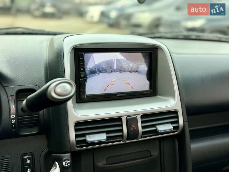 Позашляховик / Кросовер Honda CR-V 2006 в Києві