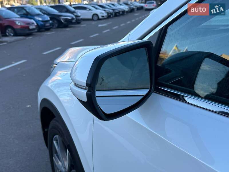 Внедорожник / Кроссовер Honda CR-V 2020 в Киеве