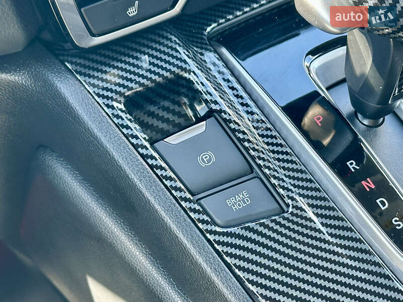 Позашляховик / Кросовер Honda CR-V 2018 в Києві