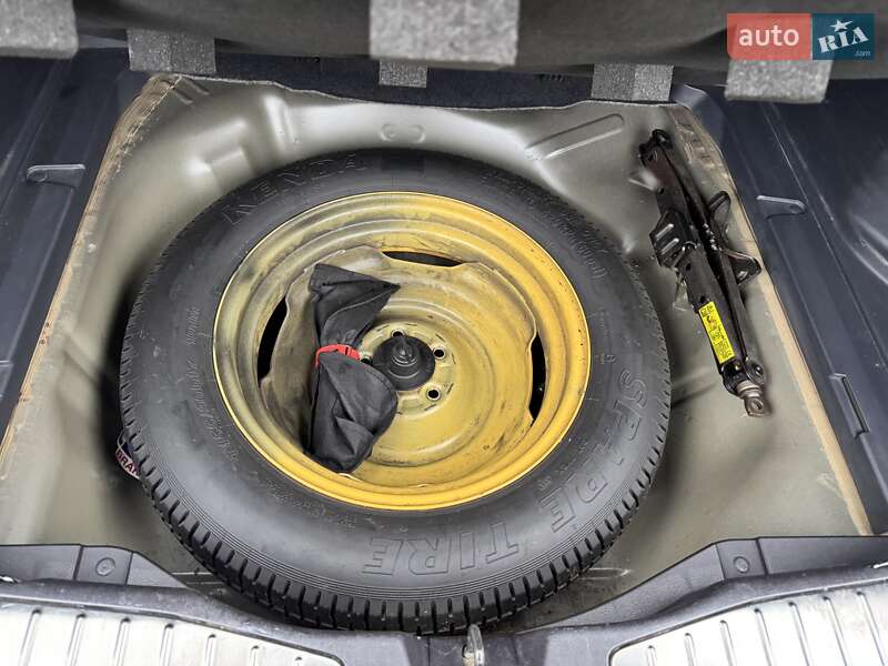 Внедорожник / Кроссовер Honda CR-V 2012 в Киеве