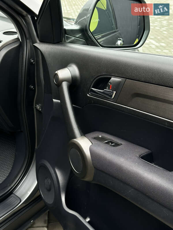 Позашляховик / Кросовер Honda CR-V 2010 в Львові фото 16 Позашляховик / Кросовер Honda CR-V 2010 в Львові