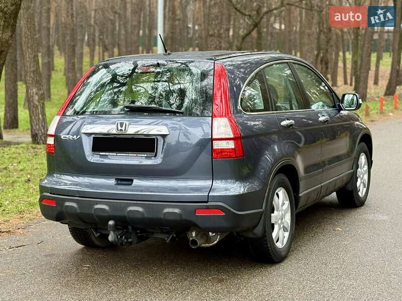 Позашляховик / Кросовер Honda CR-V 2008 в Києві