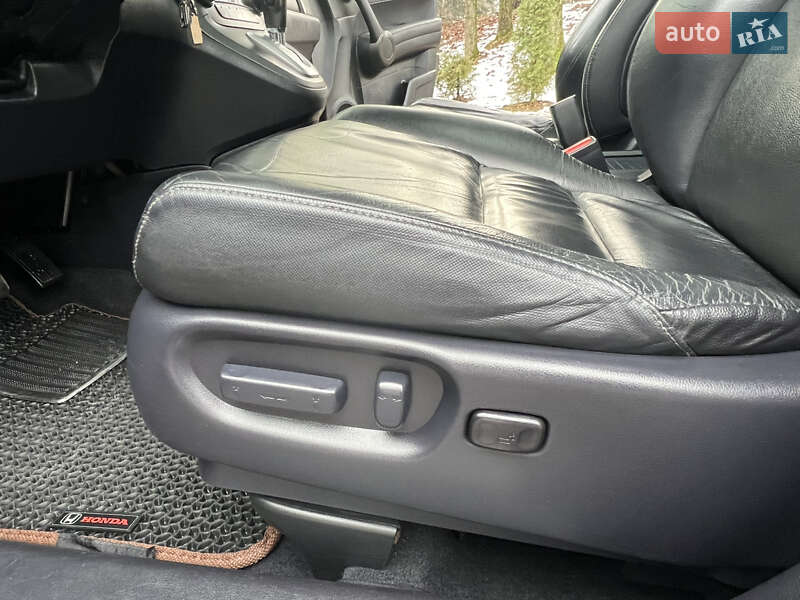 Внедорожник / Кроссовер Honda CR-V 2010 в Трускавце