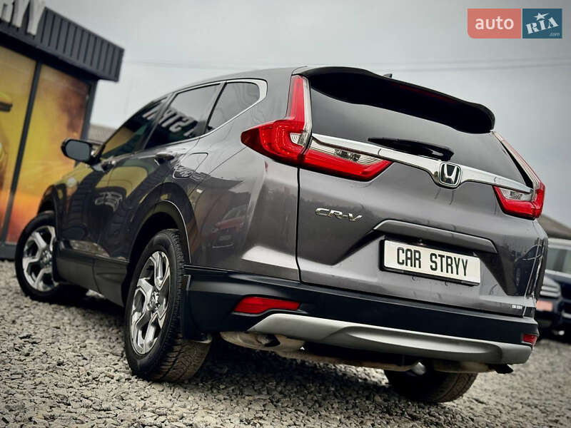 Позашляховик / Кросовер Honda CR-V 2017 в Стрию