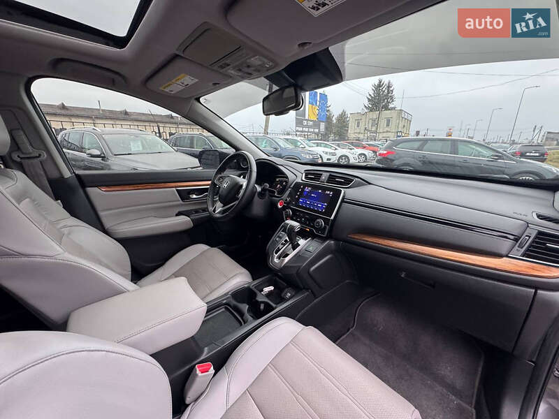 Позашляховик / Кросовер Honda CR-V 2017 в Стрию