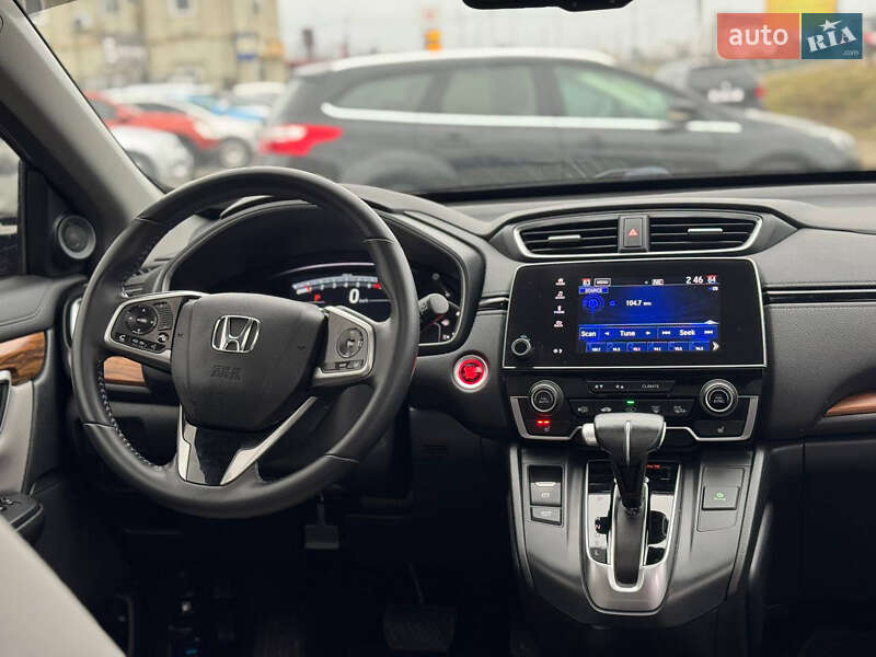 Позашляховик / Кросовер Honda CR-V 2017 в Стрию