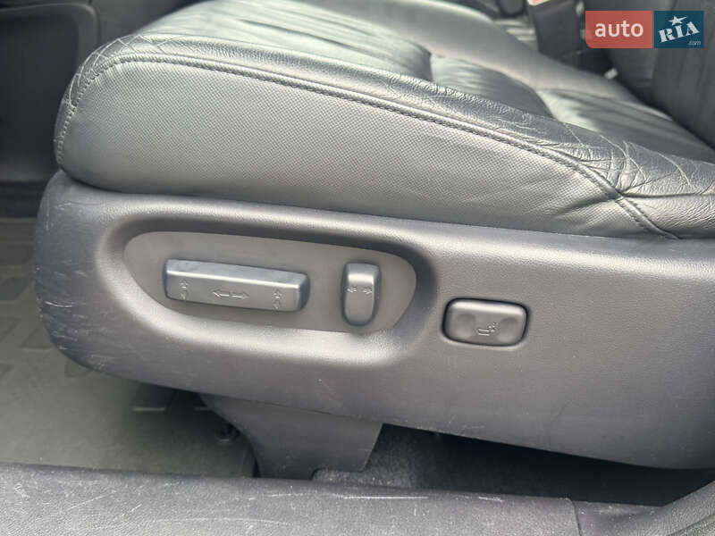 Позашляховик / Кросовер Honda CR-V 2007 в Яворові