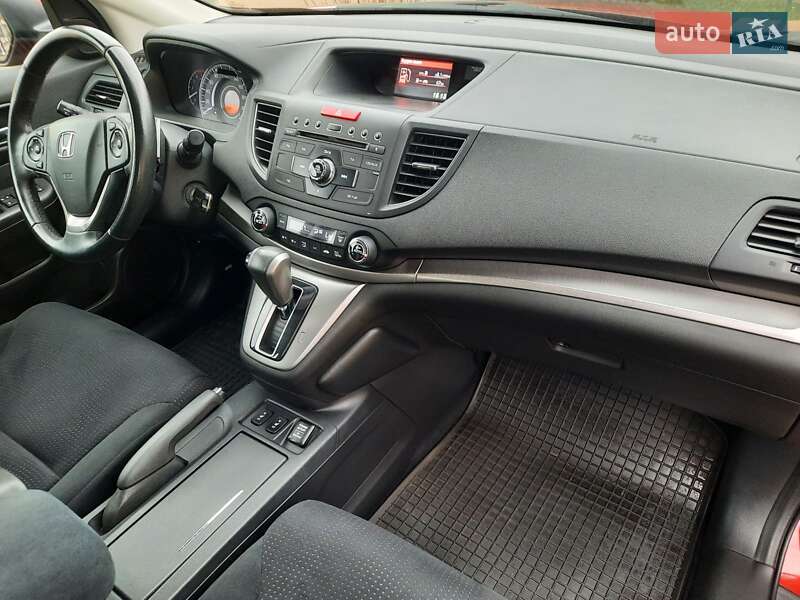 Внедорожник / Кроссовер Honda CR-V 2014 в Стрые