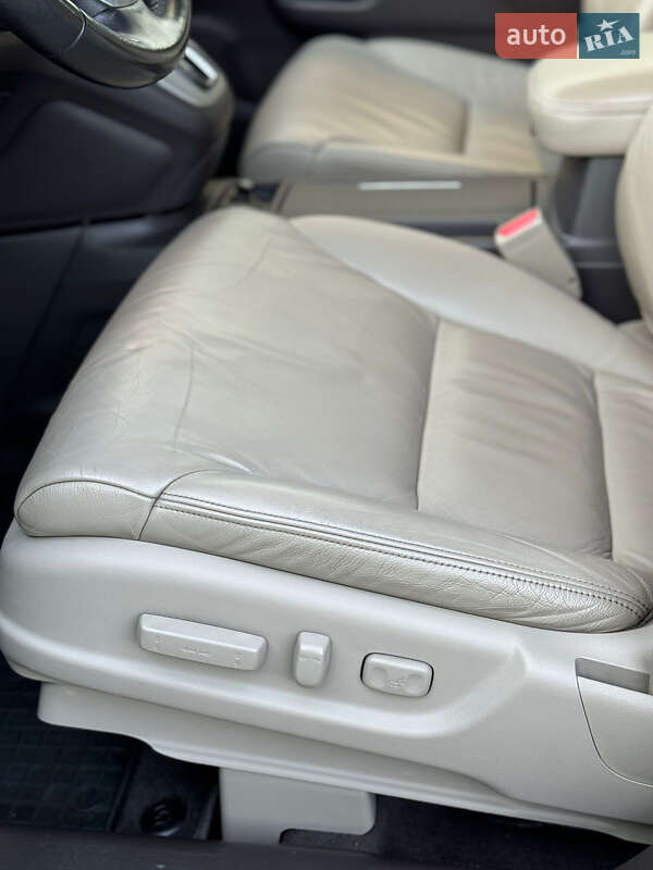 Позашляховик / Кросовер Honda CR-V 2013 в Умані